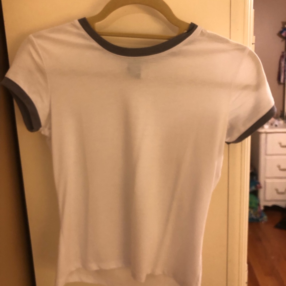 Simple Wet Seal Tee